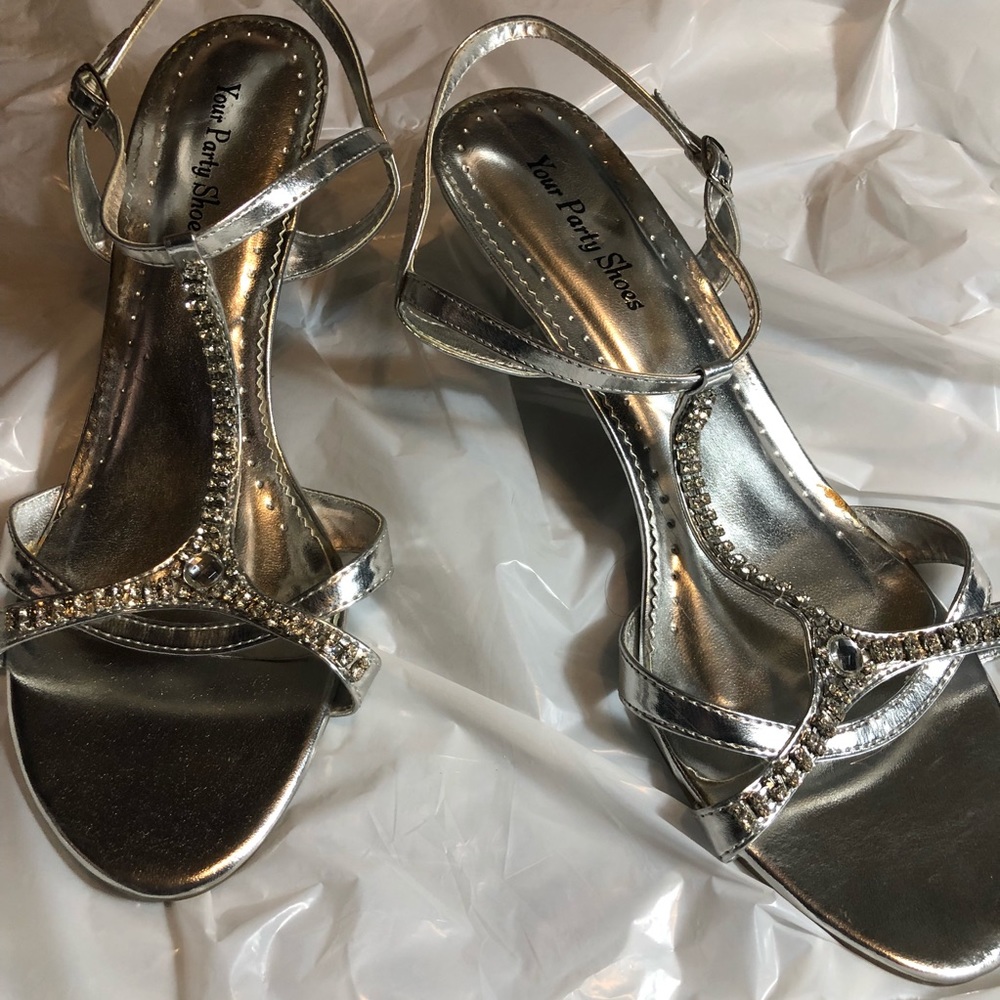 Silver Dress Shoes W/ Purse